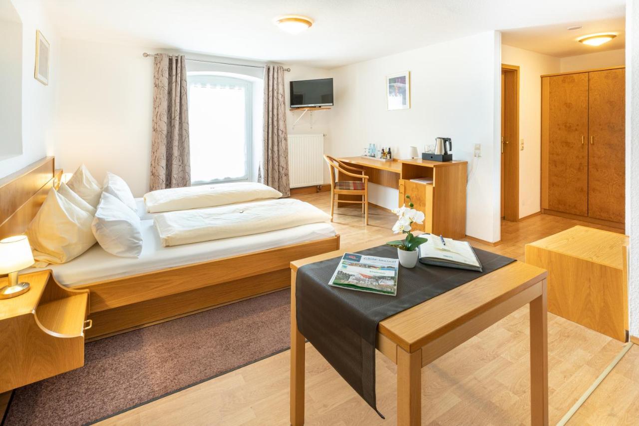 Hotel Landgasthof Zum Pflug Kleines Wiesental Dış mekan fotoğraf