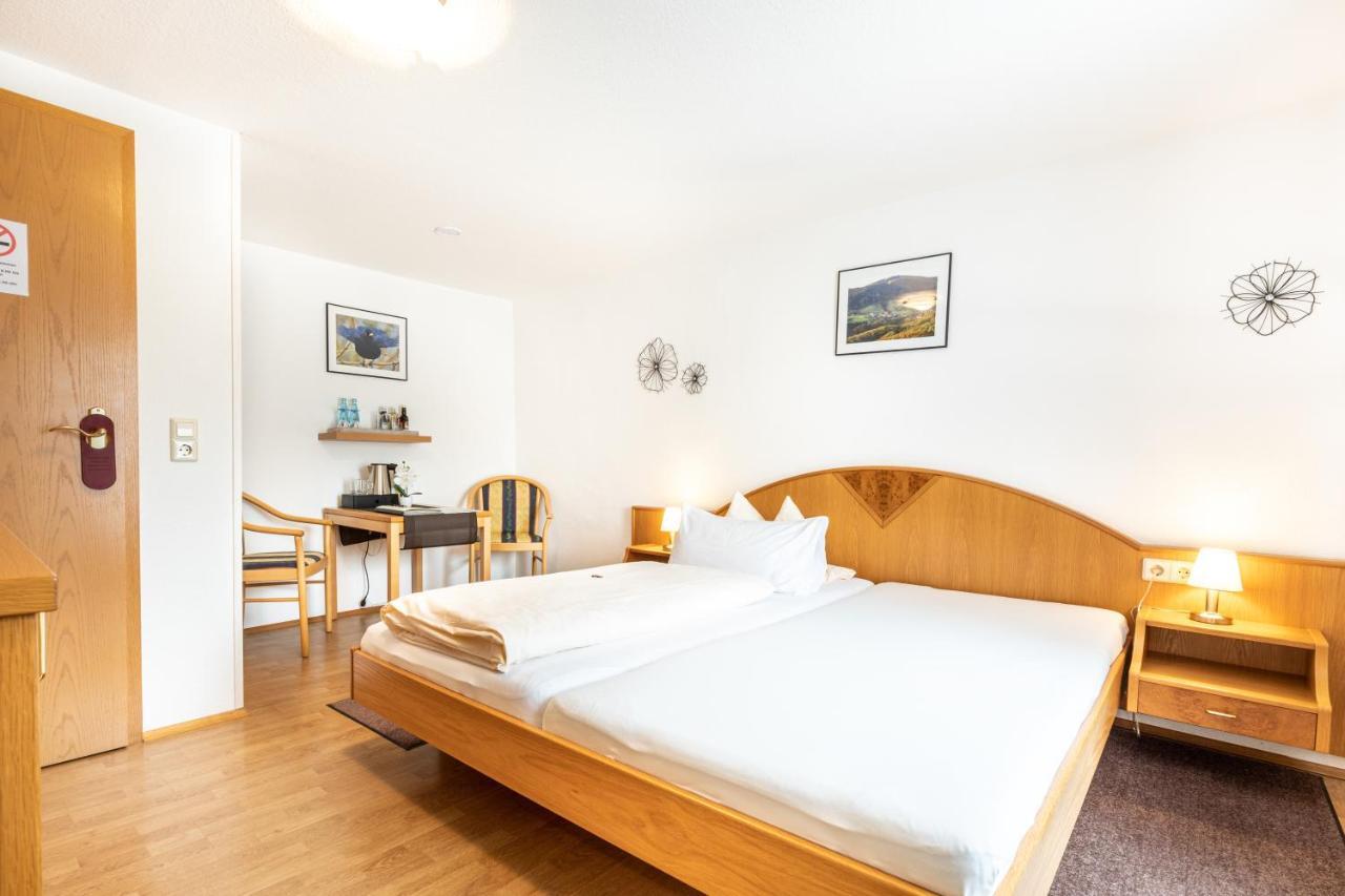 Hotel Landgasthof Zum Pflug Kleines Wiesental Dış mekan fotoğraf